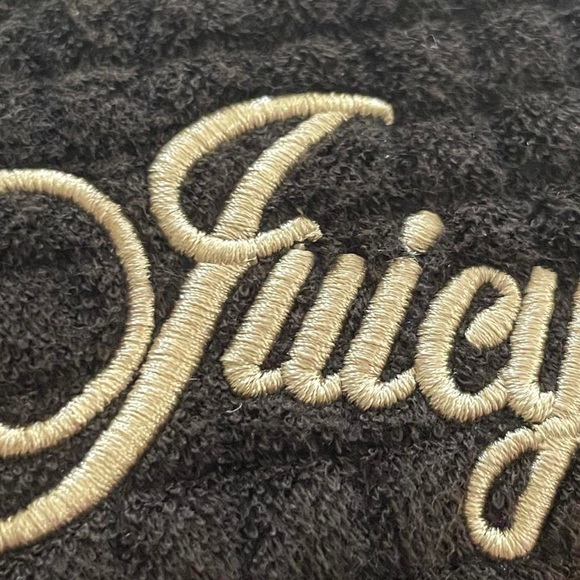 Rare JUICY COUTURE Quilted Velour Pouch w/ Multi-Color Heart Charms - Picture 2 of 5